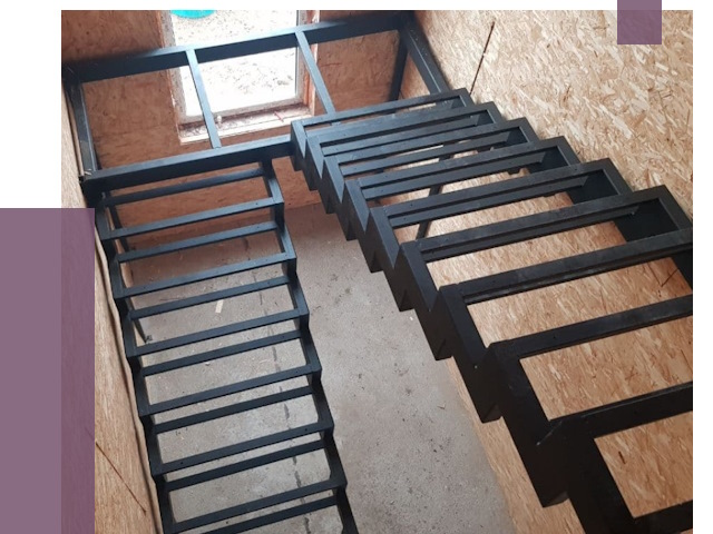 Демонтаж лестниц на металлокаркасе в Батайске от 7287 руб. за м²