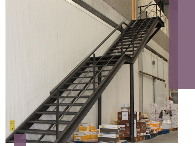Лестницы для производства в Батайске — изготовление и монтаж