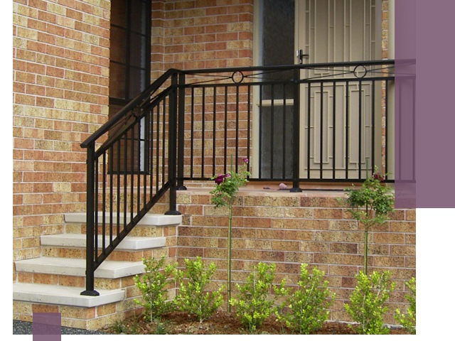 Уличные перила из металла под ключ в Батайске