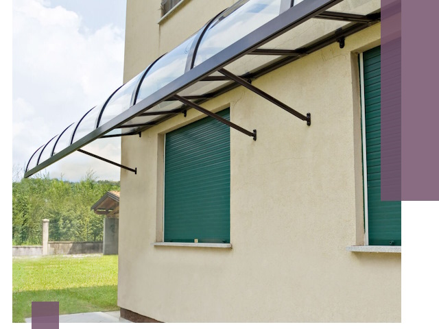 Козырьки над окнами в Батайске — изготовление и монтаж по выгоде