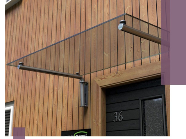 Стеклянные козырьки на входы и фасады в Батайске