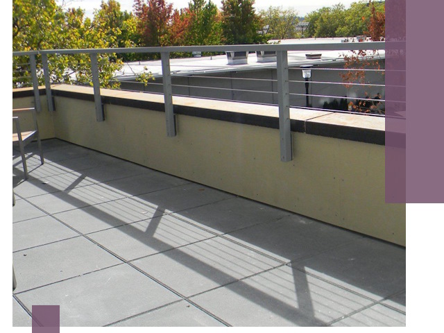 Металлические парапеты под ключ в Батайске: монтаж и изготовление